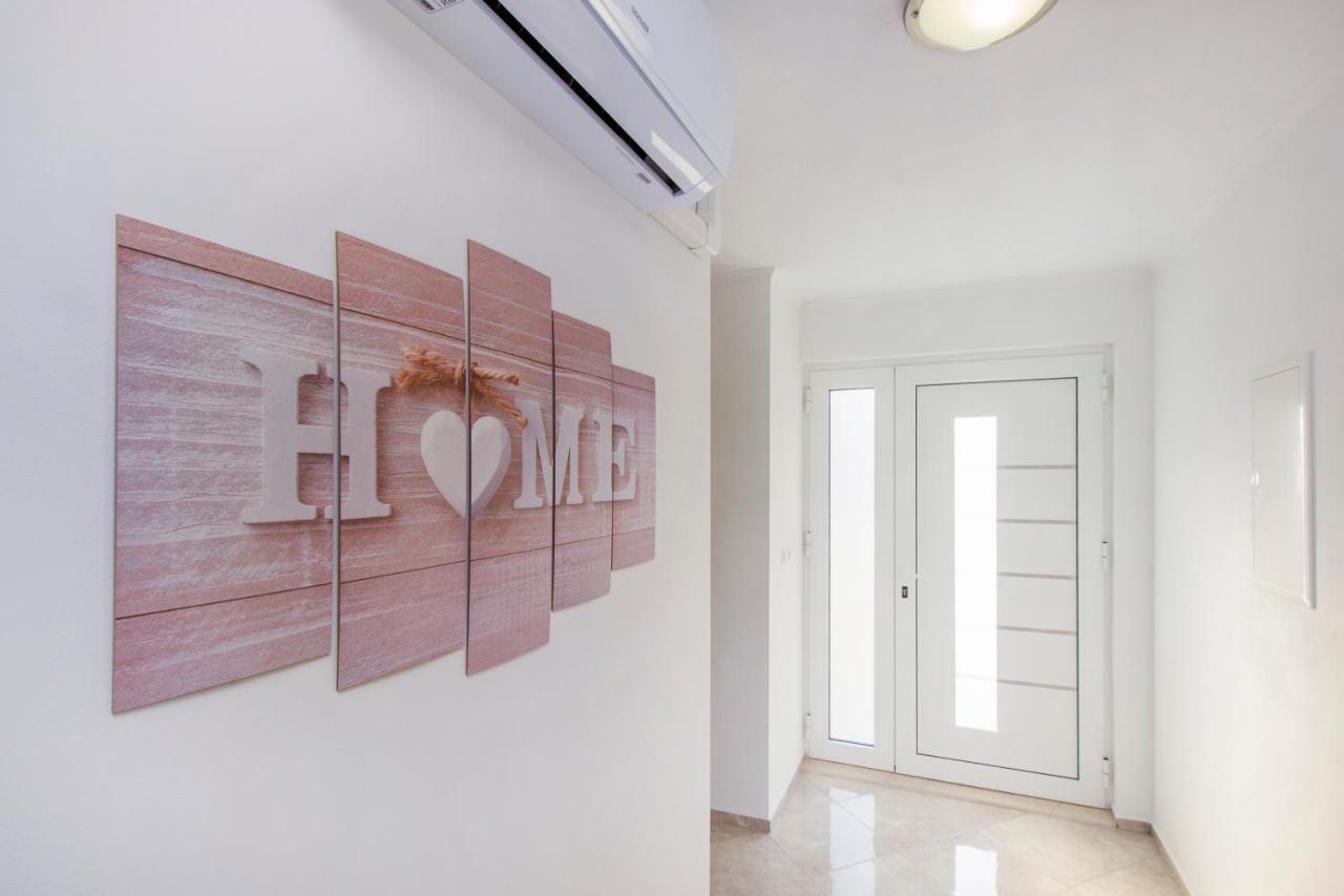 Holiday Home Lucia Lozovac Exterior photo