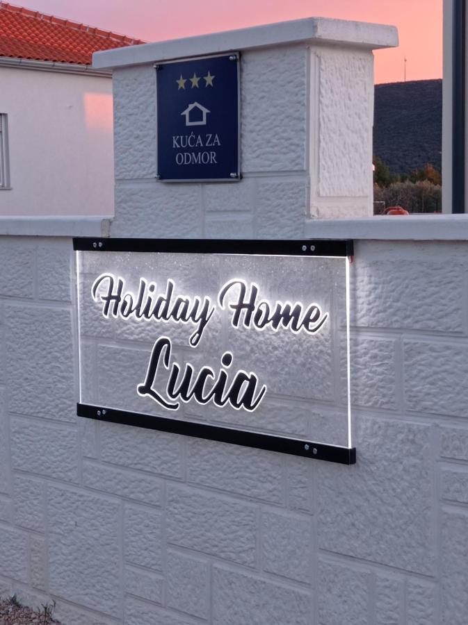 Holiday Home Lucia Lozovac Exterior photo